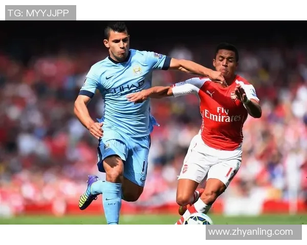 足球球星张开双手庆祝进球瞬间展现激情与力量的完美融合 足球球星张开双手庆祝进球瞬间展现激情与力量的完美融合